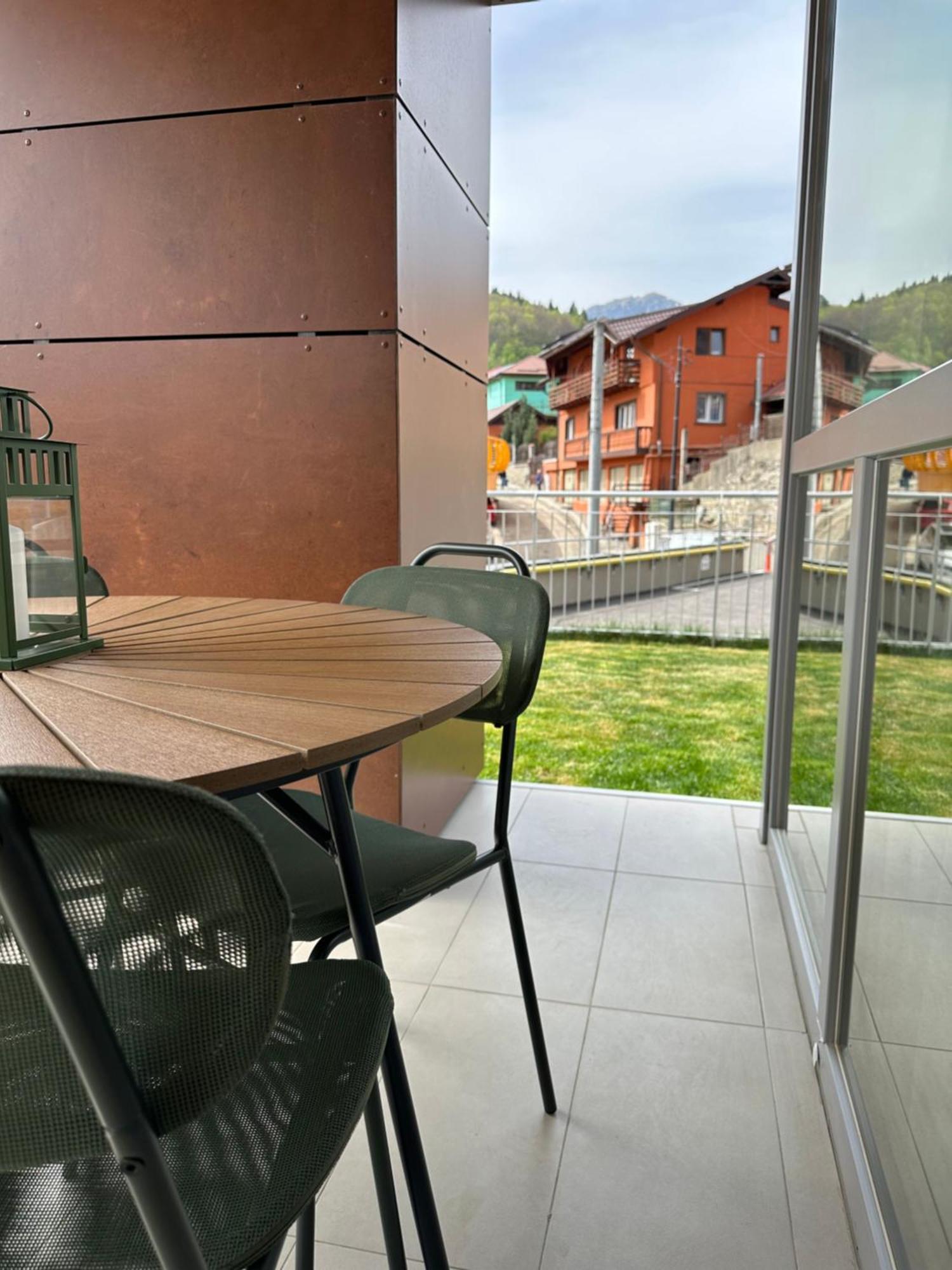 Dream Garden Apartment With Free Parking سِنايا المظهر الخارجي الصورة